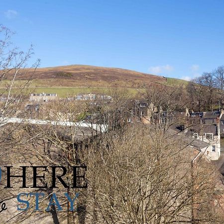 Bright 2Bed Apartment In Galashiels City Centre ภายนอก รูปภาพ