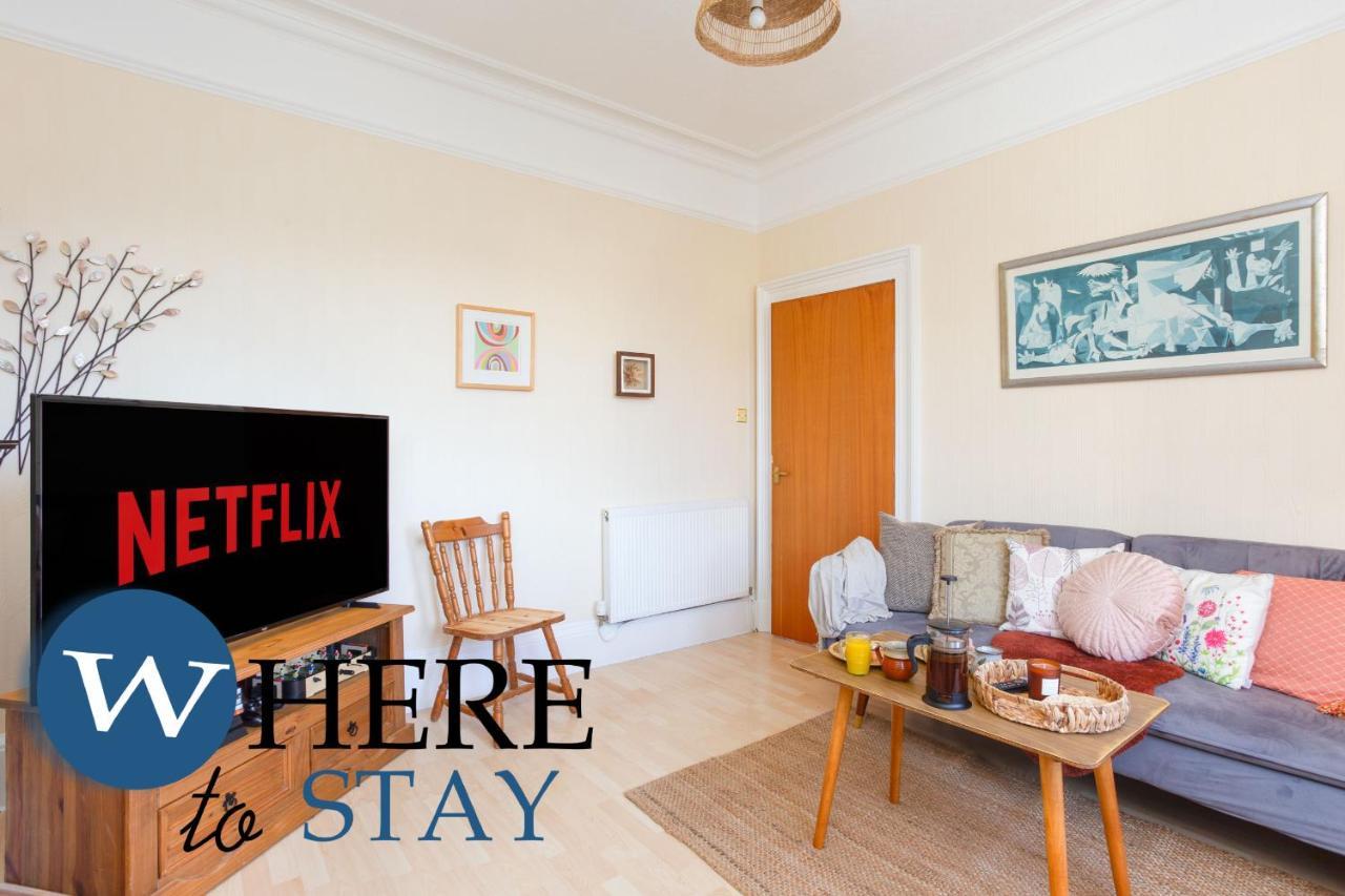 Bright 2Bed Apartment In Galashiels City Centre ภายนอก รูปภาพ