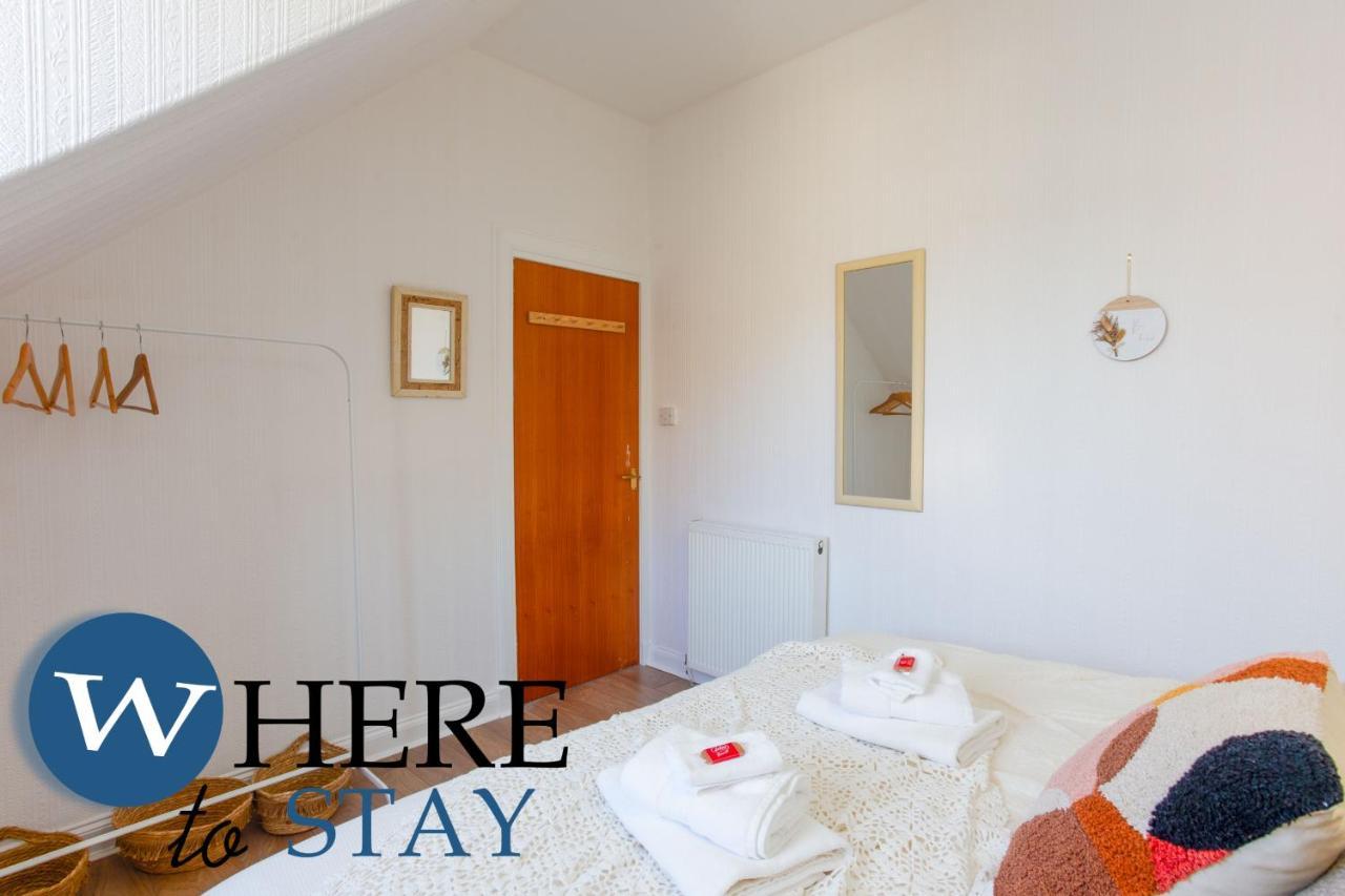 Bright 2Bed Apartment In Galashiels City Centre ภายนอก รูปภาพ